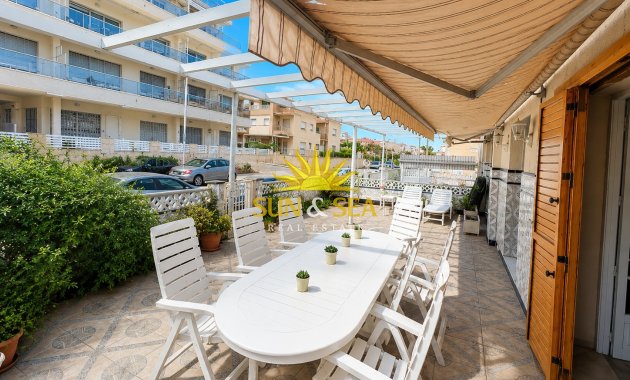 Reventa - Chalet adosado - Santa Pola