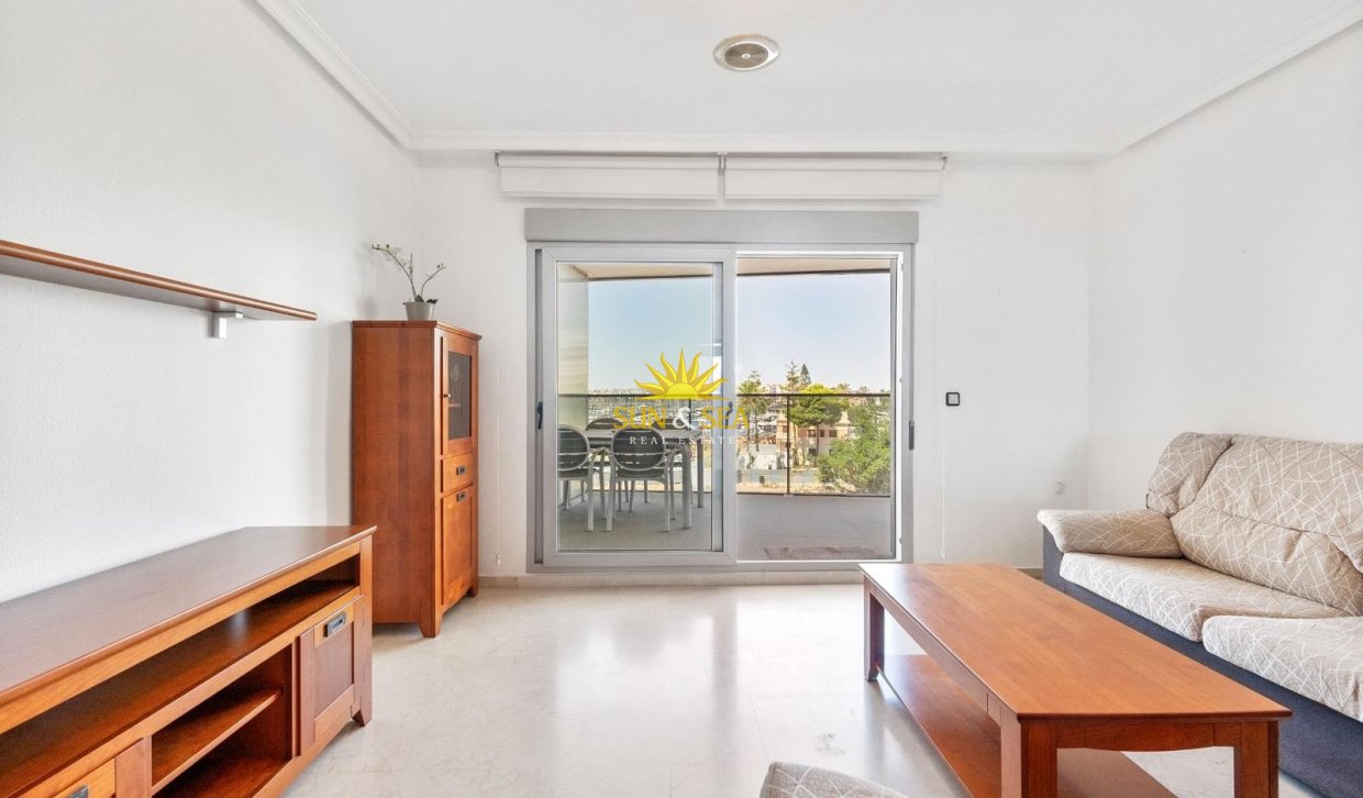 Alquiler a largo plazo - Apartamento - Torrevieja - torrevieja
