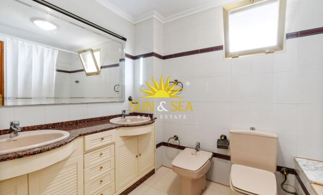 Alquiler a largo plazo - Apartamento - Torrevieja - torrevieja