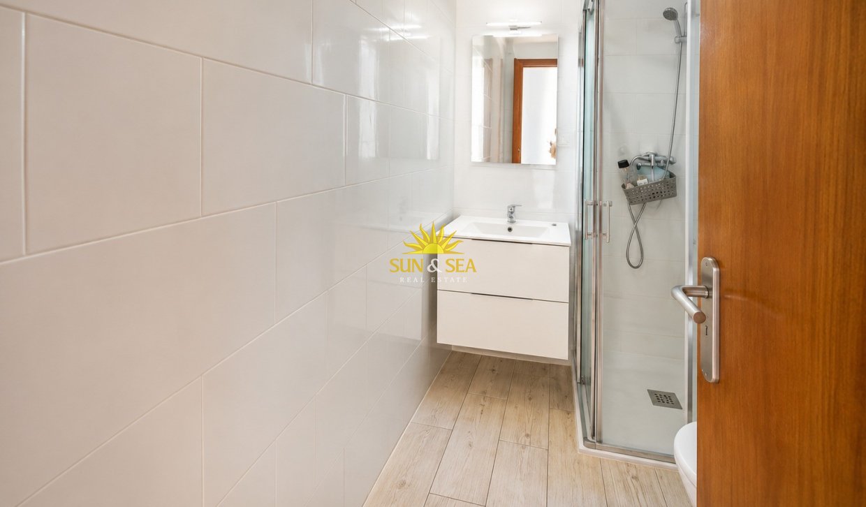 Reventa - Apartamento - Torrevieja - torrevieja