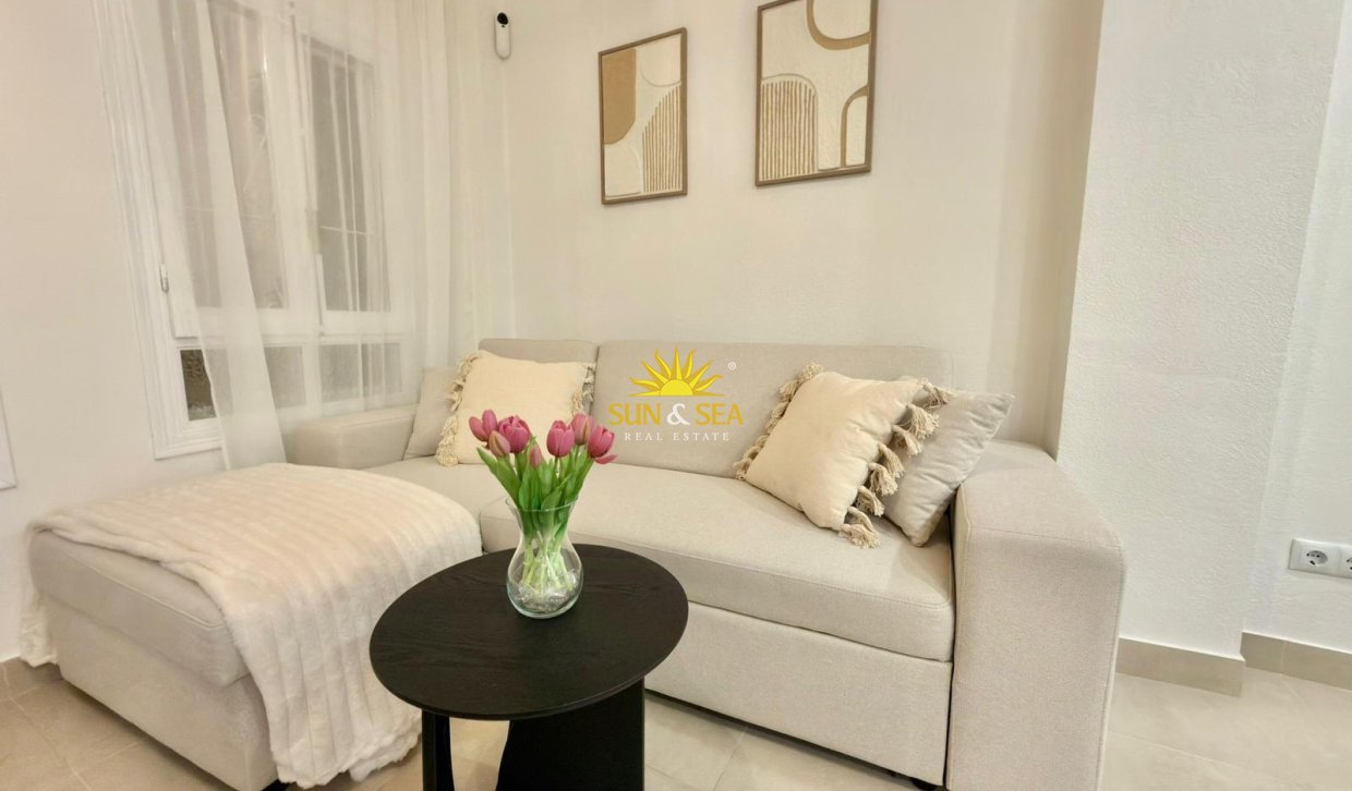 Перепродажа - Ground Floor - Torrevieja - Playa del Cura