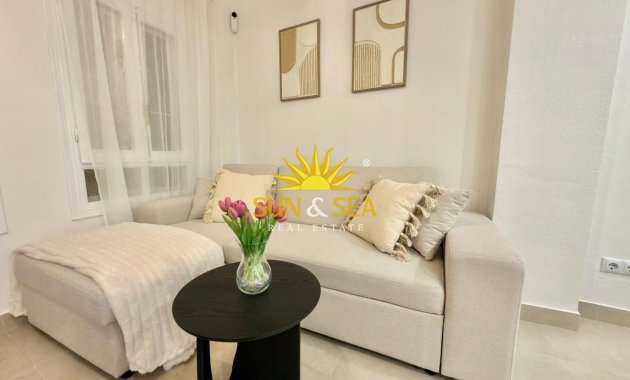 Перепродажа - Ground Floor - Torrevieja - Playa del Cura