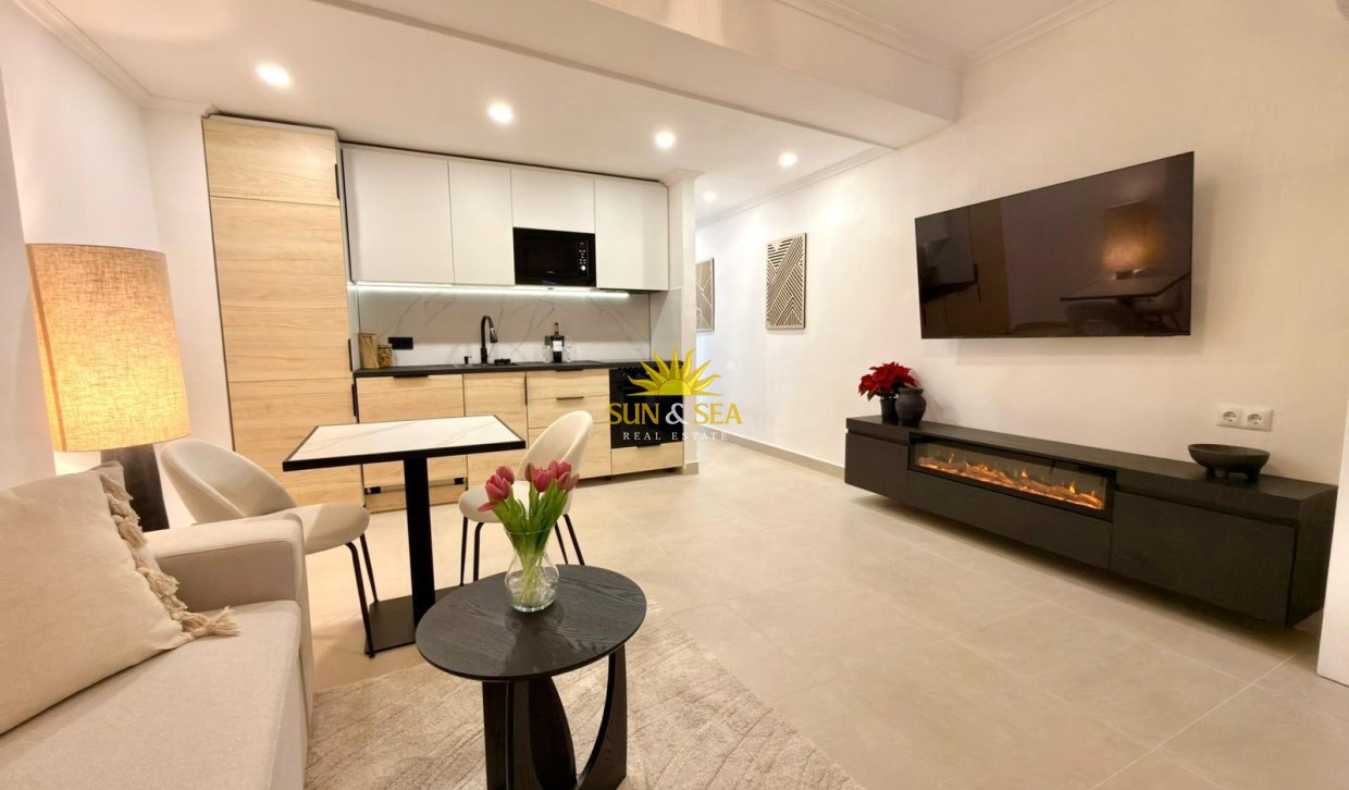 Перепродажа - Ground Floor - Torrevieja - Playa del Cura