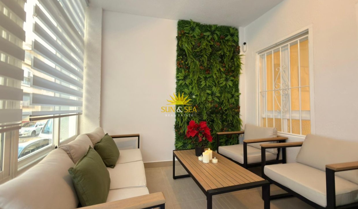 Перепродажа - Ground Floor - Torrevieja - Playa del Cura