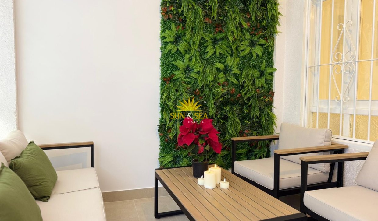 Перепродажа - Ground Floor - Torrevieja - Playa del Cura