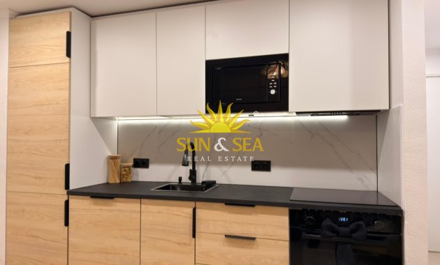 Перепродажа - Ground Floor - Torrevieja - Playa del Cura