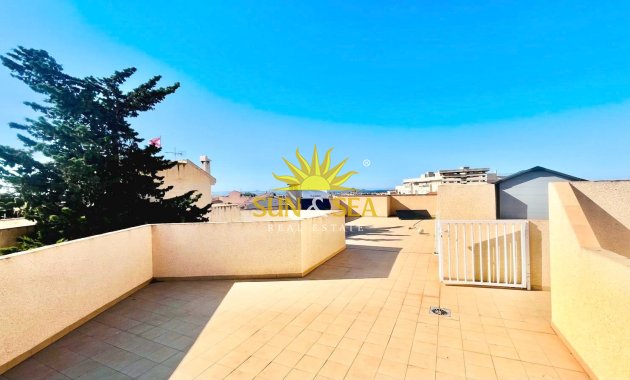 Alquiler a largo plazo - Apartamento - Los Belones