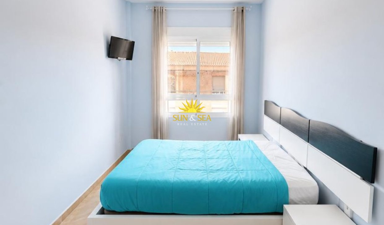 Alquiler a largo plazo - Apartamento - Los Belones