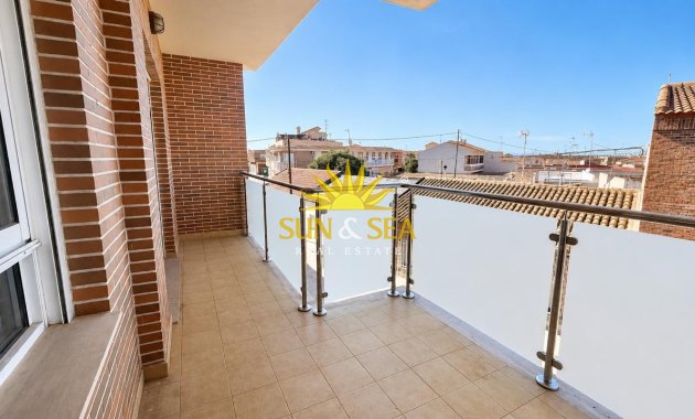 Alquiler a largo plazo - Apartamento - Los Belones