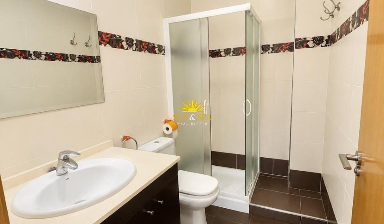 Alquiler a largo plazo - Apartamento - Los Belones
