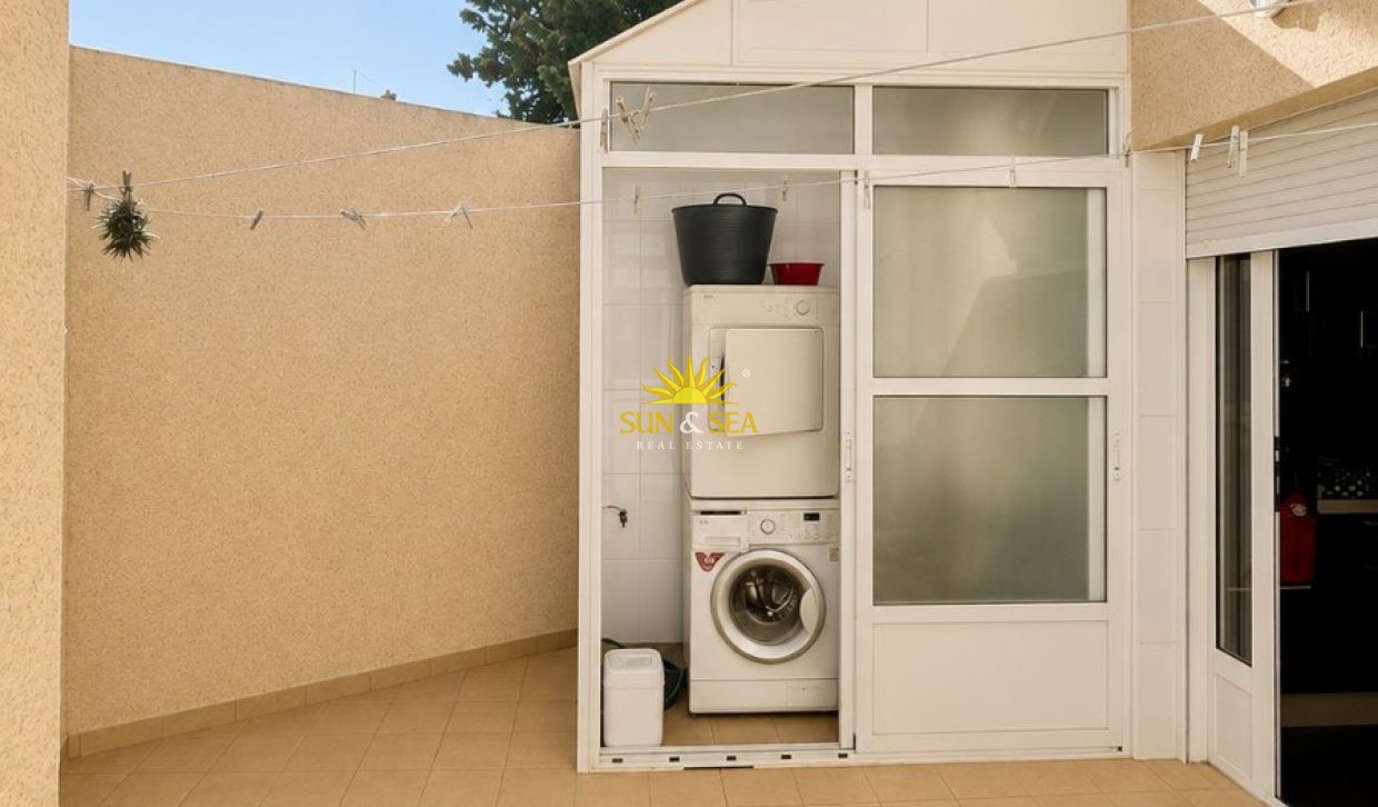 Alquiler a largo plazo - Apartamento - Los Belones