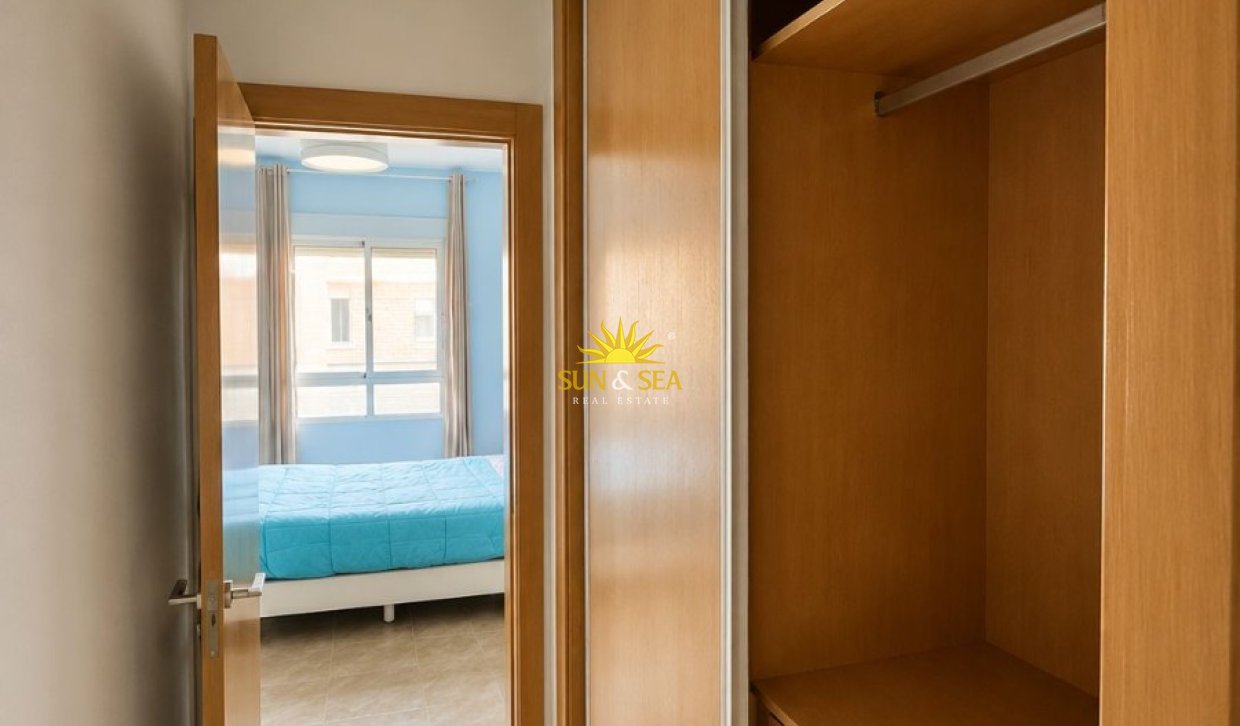 Alquiler a largo plazo - Apartamento - Los Belones