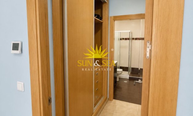 Alquiler a largo plazo - Apartamento - Los Belones