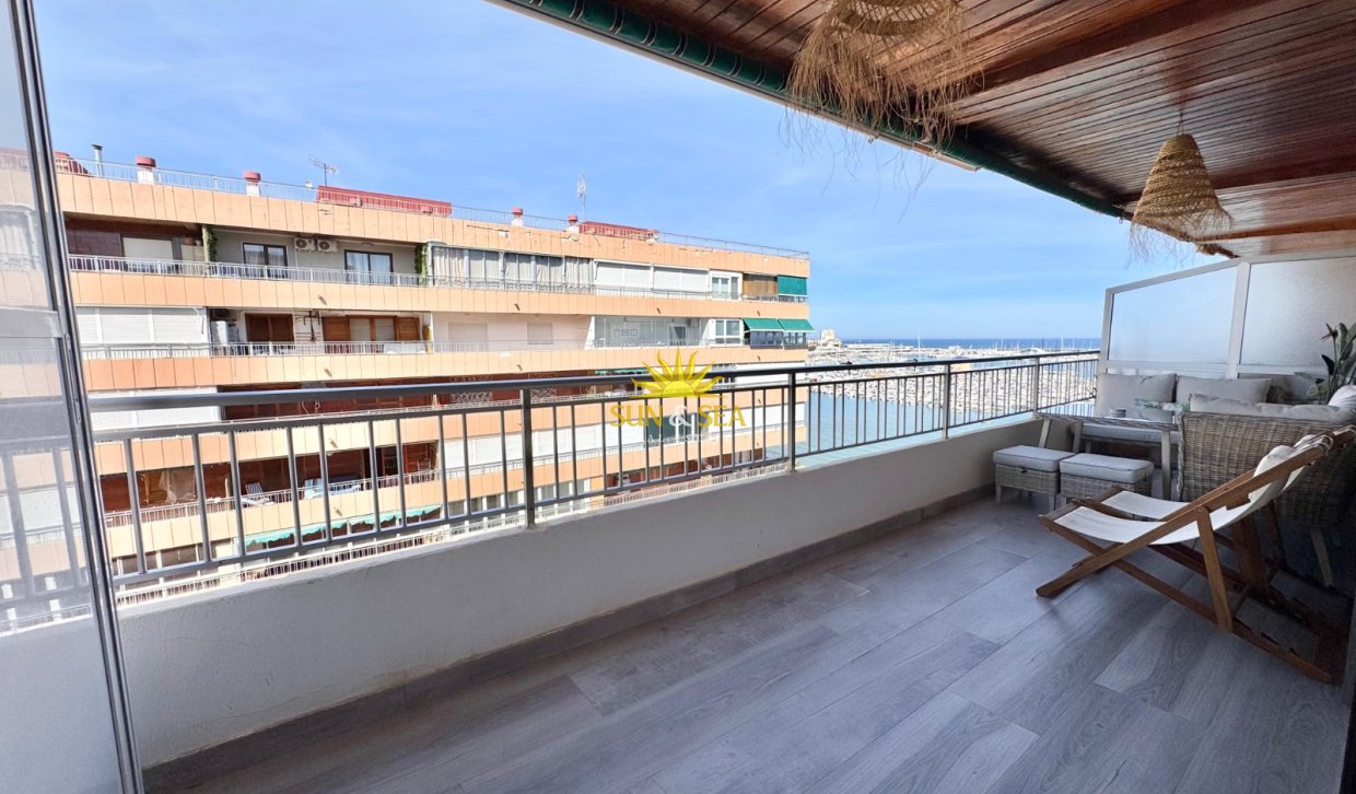 Alquiler a largo plazo - Apartamento - Torrevieja - Playa del Acequión