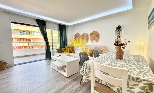 Alquiler a largo plazo - Apartamento - Torrevieja - Playa del Acequión