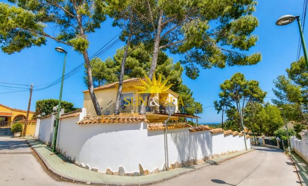 Resale - Detached Villa - Pinar de Campoverde