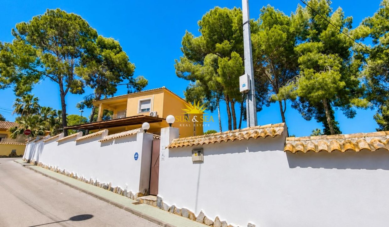 Resale - Detached Villa - Pinar de Campoverde
