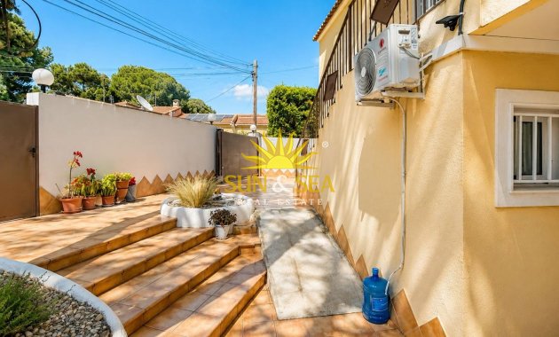 Resale - Detached Villa - Pinar de Campoverde