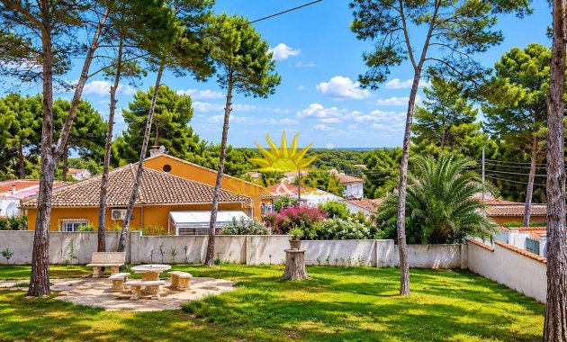 Resale - Detached Villa - Pinar de Campoverde