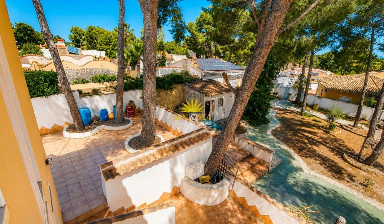 Resale - Detached Villa - Pinar de Campoverde
