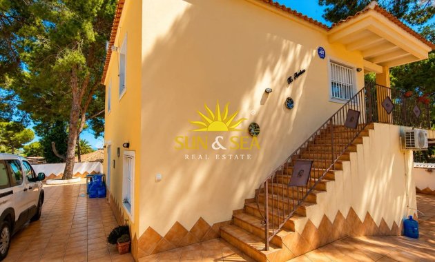 Resale - Detached Villa - Pinar de Campoverde