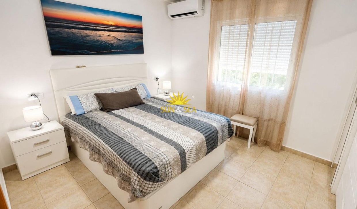 Resale - Detached Villa - Pinar de Campoverde