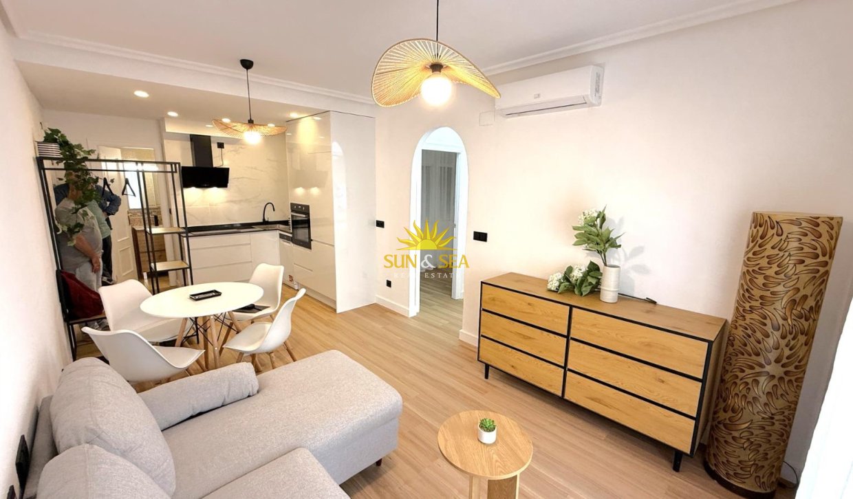 Revente - Appartement - Torrevieja - torrevieja