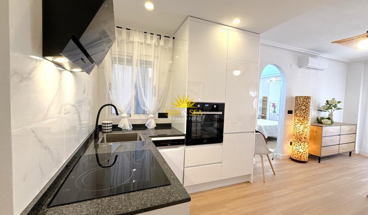 Revente - Appartement - Torrevieja - torrevieja