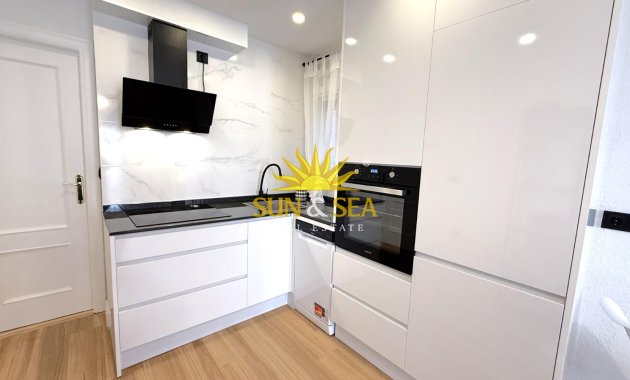 Revente - Appartement - Torrevieja - torrevieja