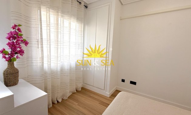 Revente - Appartement - Torrevieja - torrevieja