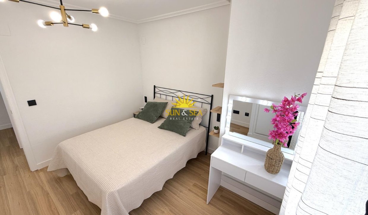 Revente - Appartement - Torrevieja - torrevieja