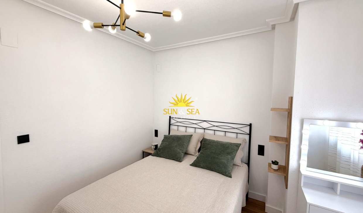 Revente - Appartement - Torrevieja - torrevieja