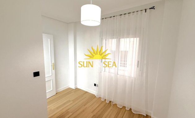 Revente - Appartement - Torrevieja - torrevieja
