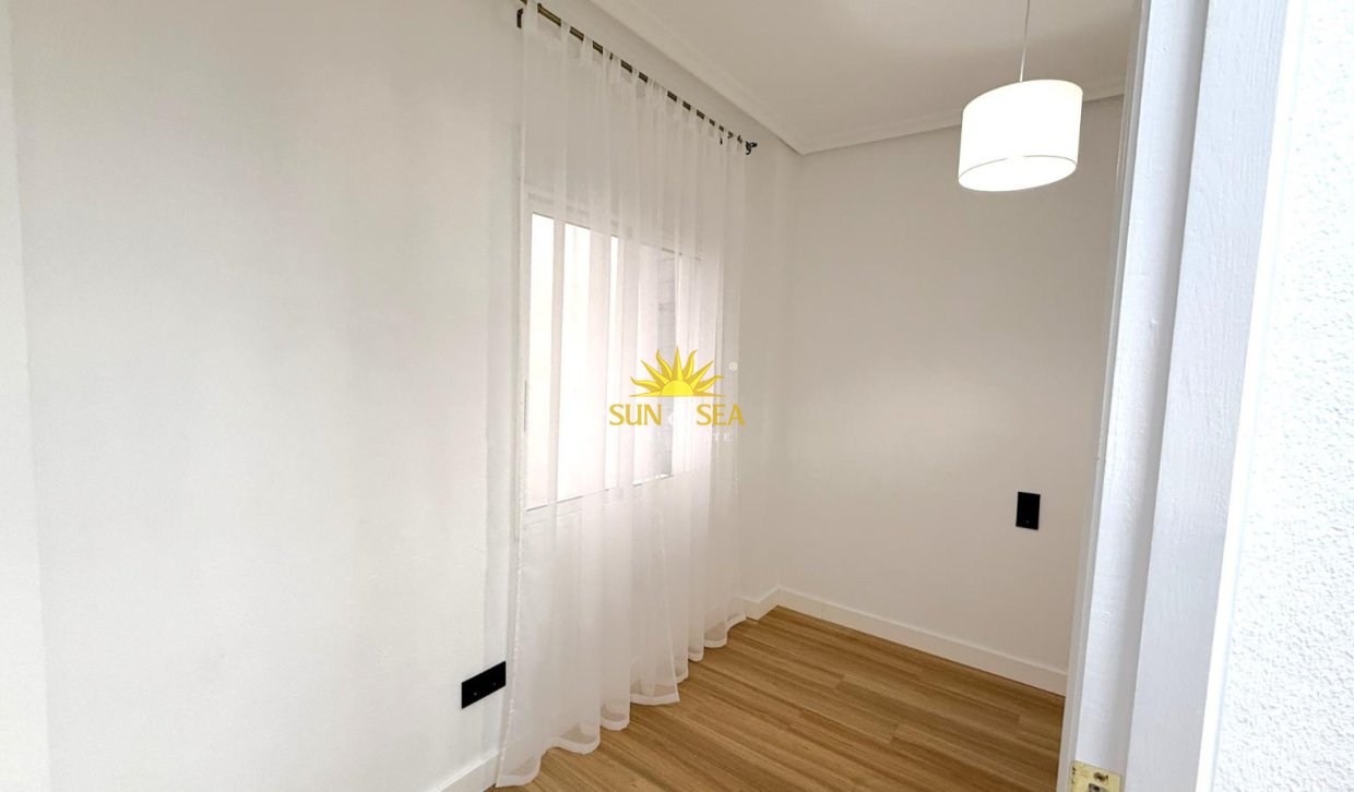 Revente - Appartement - Torrevieja - torrevieja