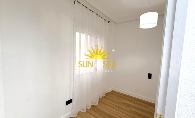 Revente - Appartement - Torrevieja - torrevieja