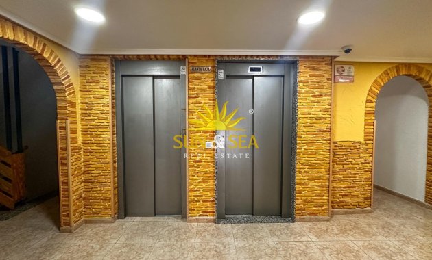 Revente - Appartement - Torrevieja - torrevieja