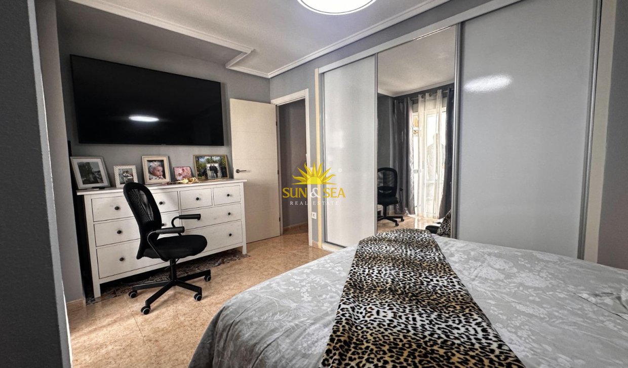 Revente - Appartement - Torrevieja - torrevieja