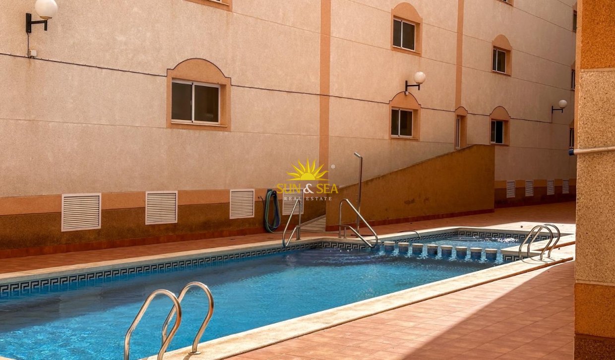 Revente - Appartement - Torrevieja - torrevieja