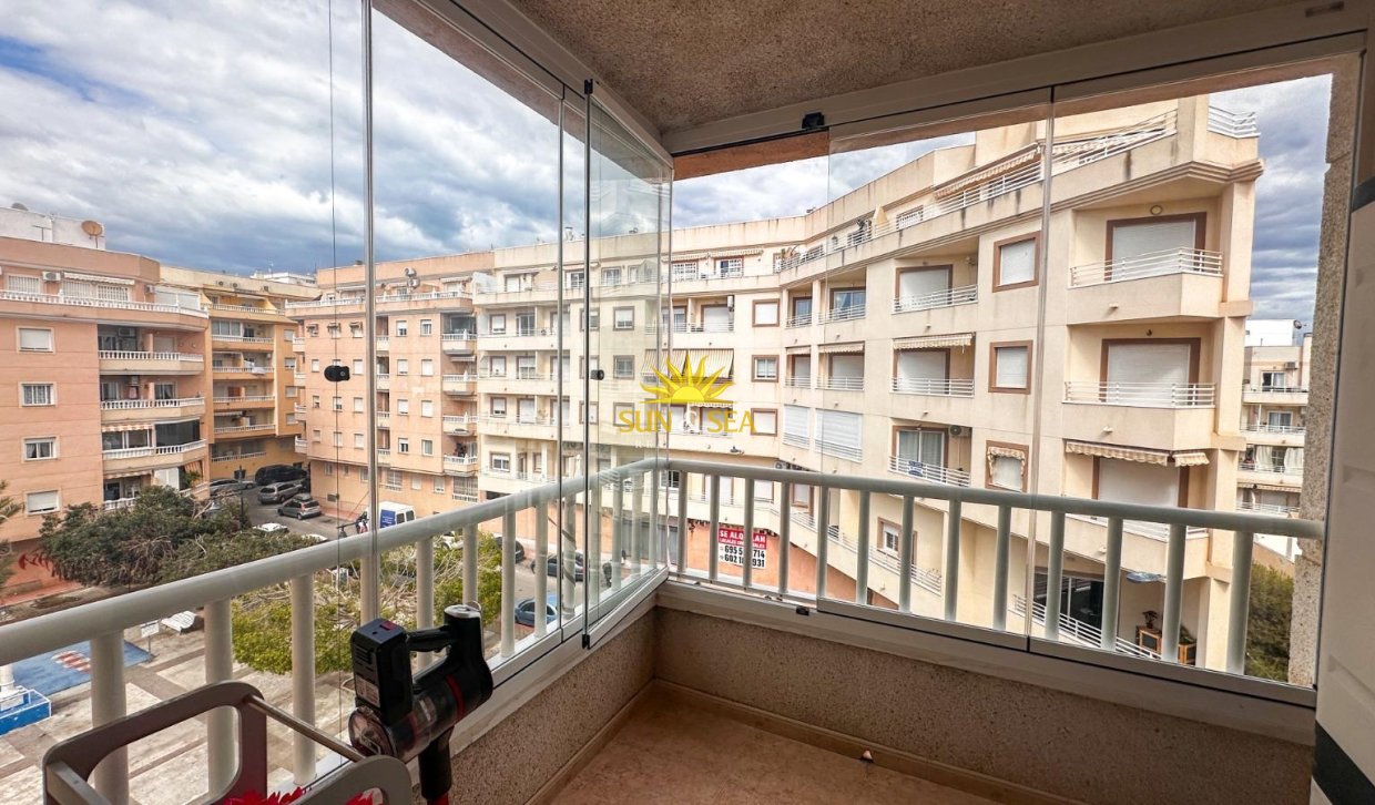 Revente - Appartement - Torrevieja - torrevieja