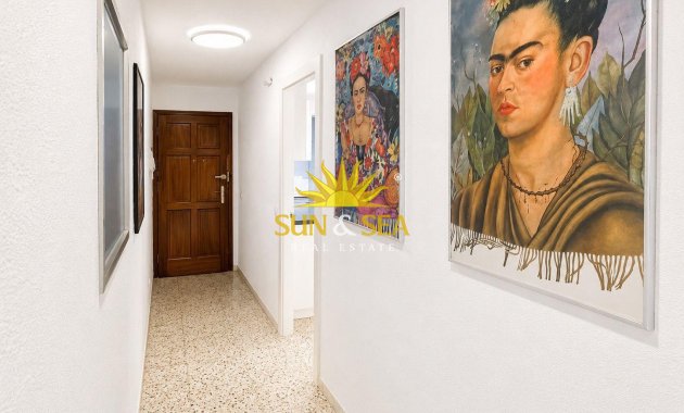 Revente - Appartement - Torrevieja - Centro
