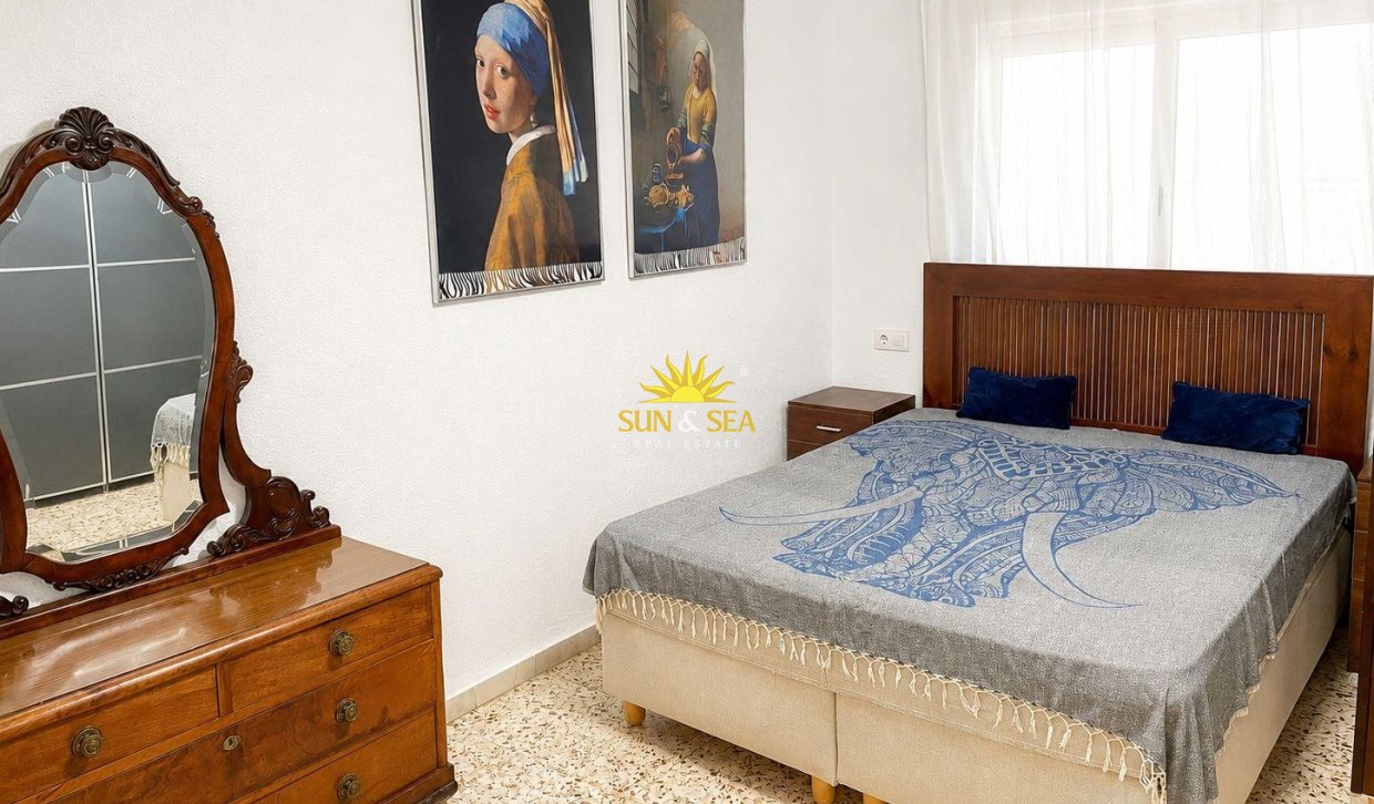 Revente - Appartement - Torrevieja - Centro