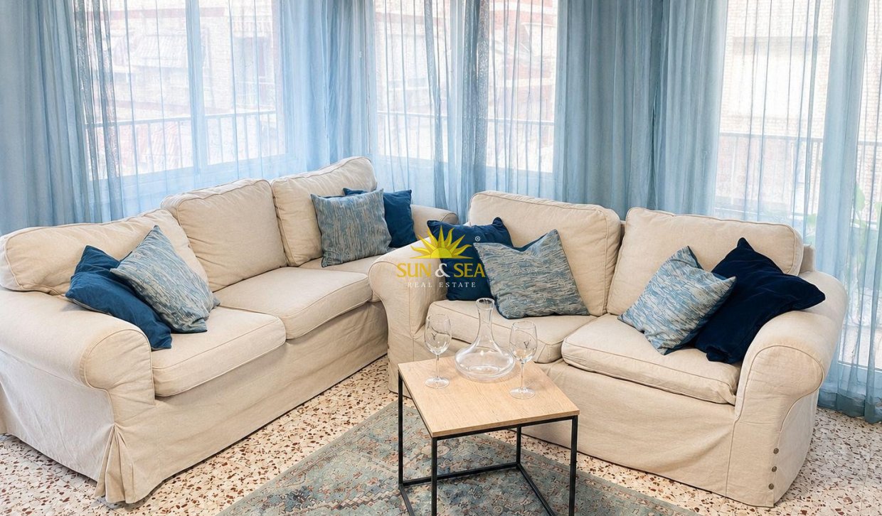 Revente - Appartement - Torrevieja - Centro