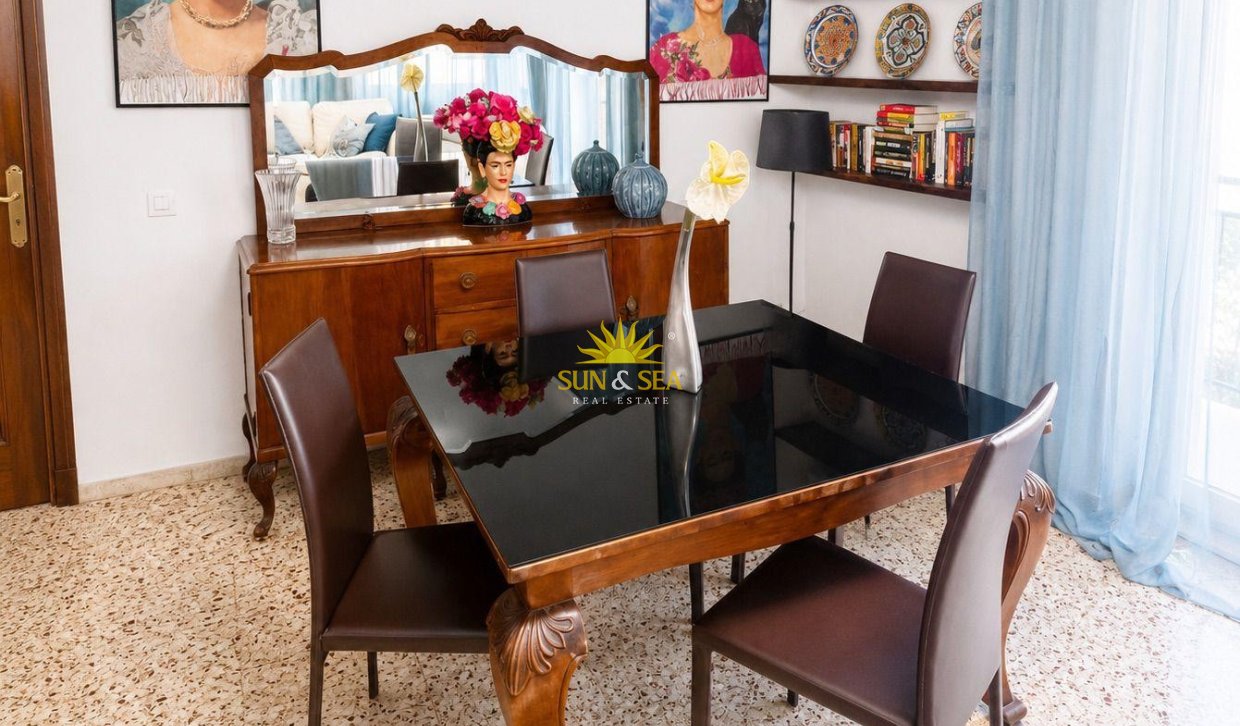 Revente - Appartement - Torrevieja - Centro