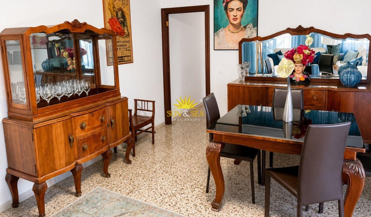 Revente - Appartement - Torrevieja - Centro