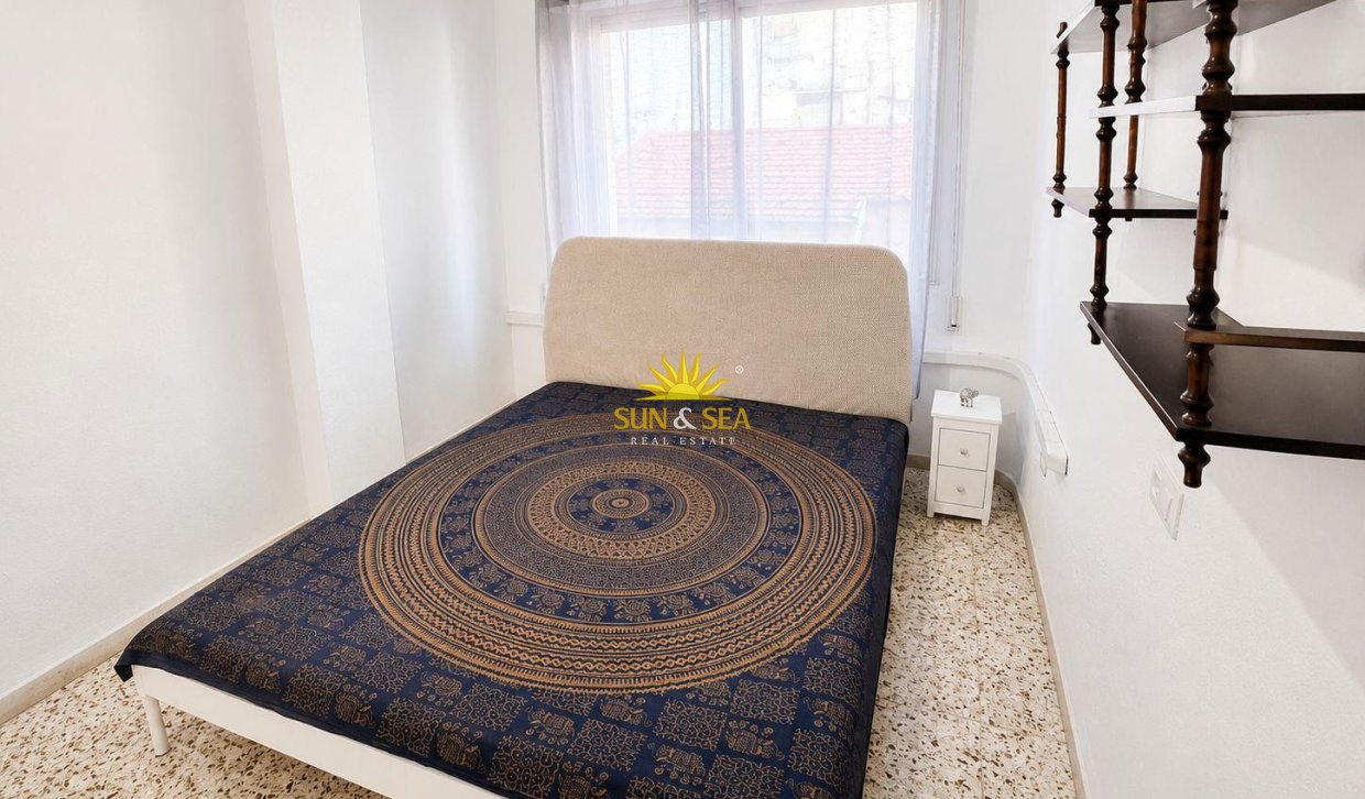 Revente - Appartement - Torrevieja - Centro