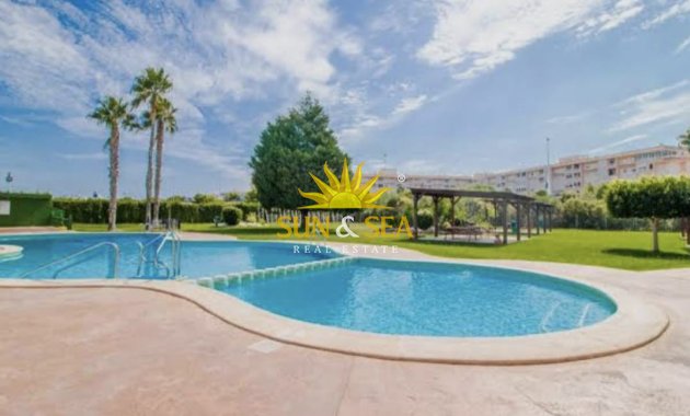 Alquiler a largo plazo - Bungalow - Torrevieja - torrevieja