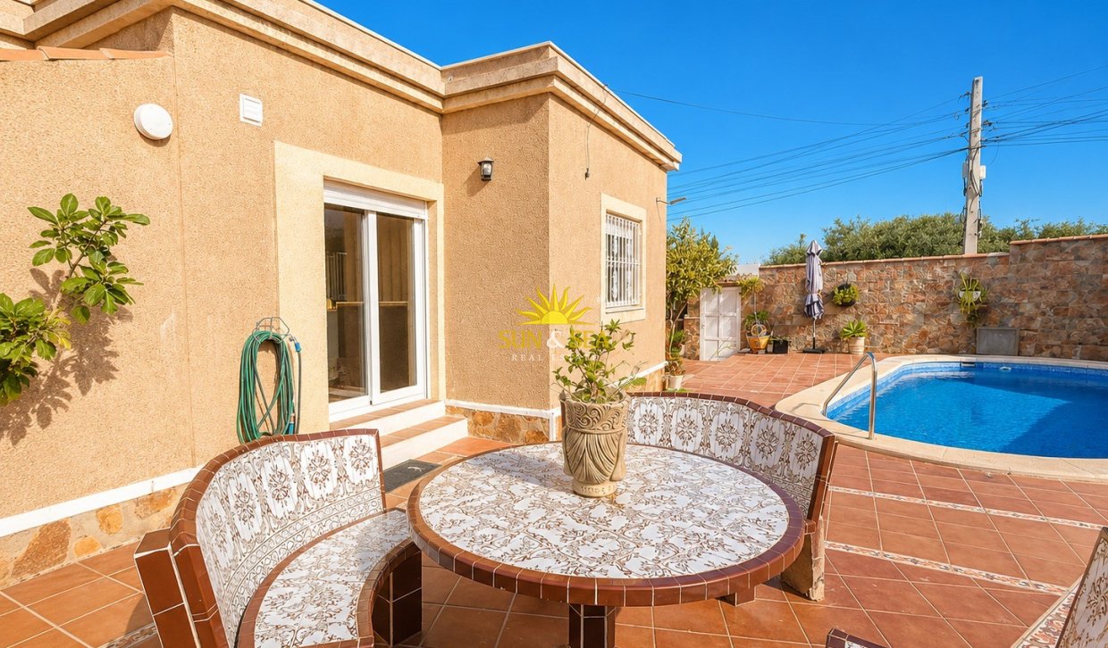 Revente - Chalet - Torrevieja - torrevieja