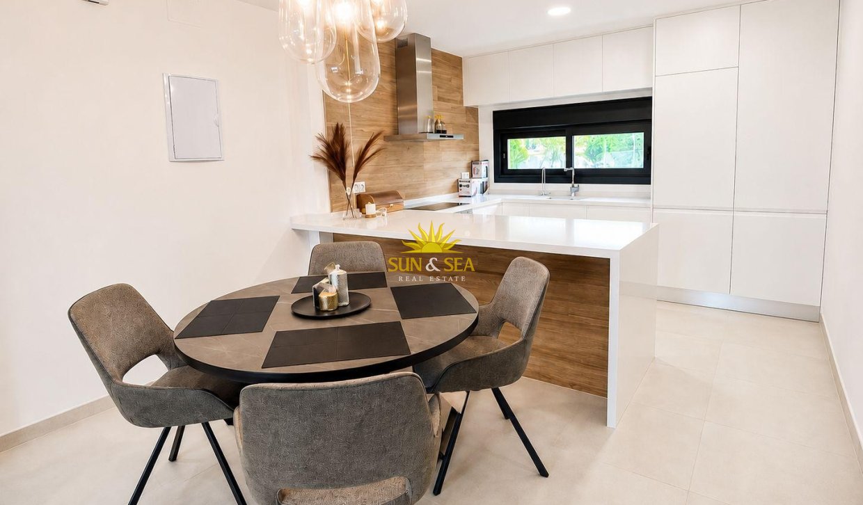 Revente - Appartement - Pilar de la Horadada - Torre De La Horadada