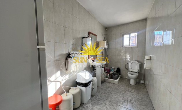 Langfristige Vermietung - Kommerziell - Torrevieja - Centro