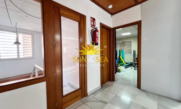 Langfristige Vermietung - Kommerziell - Torrevieja - Centro